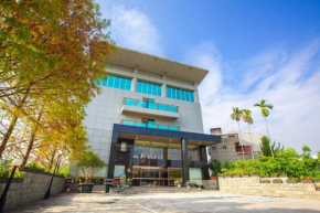 Отель F Hotel - Chiayi  Fanlu Township